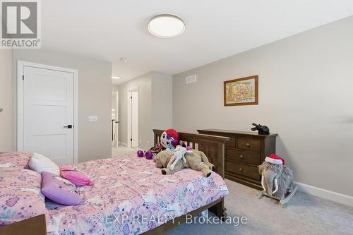 3919 Mitchell Crescent, Fort Erie (Black Creek), ON - Indoor Photo Showing Bedroom