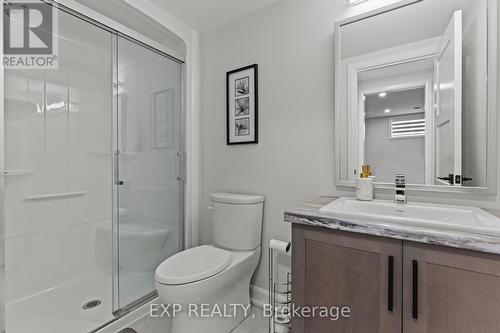 3919 Mitchell Crescent, Fort Erie (Black Creek), ON - Indoor Photo Showing Bathroom