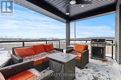 3919 Mitchell Crescent, Fort Erie (Black Creek), ON - Outdoor With Deck Patio Veranda With Exterior