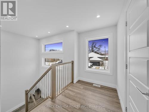 118 Bear Street, Essex, ON - Indoor Photo Showing Other Room