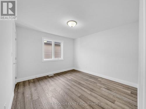 118 Bear Street, Essex, ON - Indoor Photo Showing Other Room