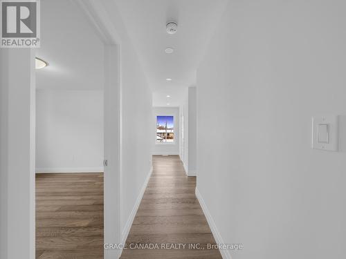 118 Bear Street, Essex, ON - Indoor Photo Showing Other Room