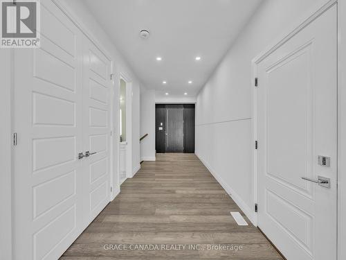 118 Bear Street, Essex, ON - Indoor Photo Showing Other Room