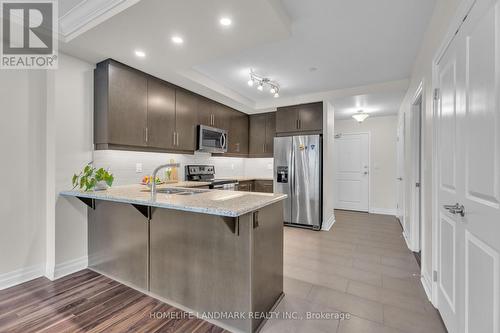 313 - 260 Villagewalk Boulevard, London North, ON - Indoor Photo Showing Kitchen With Stainless Steel Kitchen