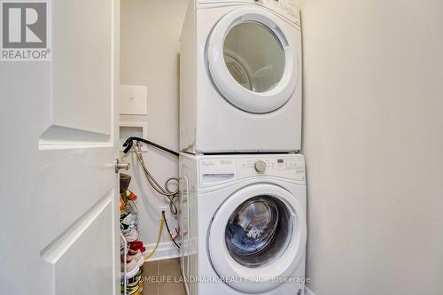 313 - 260 Villagewalk Boulevard, London North, ON - Indoor Photo Showing Laundry Room