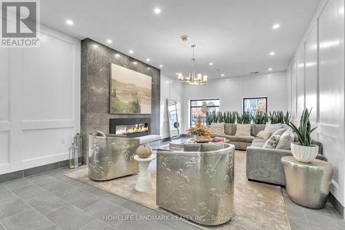 313 - 260 Villagewalk Boulevard, London North, ON - Indoor With Fireplace