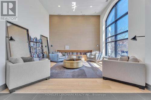 313 - 260 Villagewalk Boulevard, London North, ON - Indoor