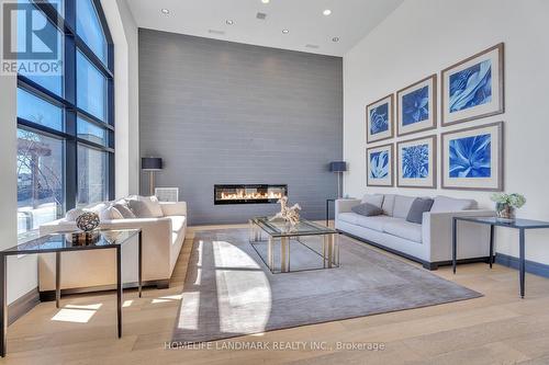 313 - 260 Villagewalk Boulevard, London North, ON - Indoor Photo Showing Other Room