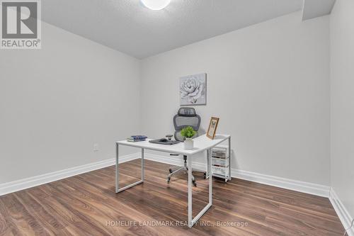 313 - 260 Villagewalk Boulevard, London North, ON - Indoor Photo Showing Office