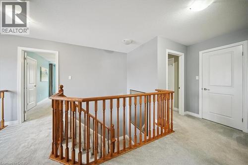 105 Oakhaven Place, Ancaster, ON - Indoor Photo Showing Other Room