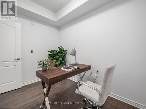 101 - 9589 Keele Street, Vaughan, ON - Indoor Photo Showing Office