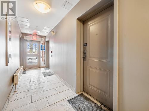 101 - 9589 Keele Street, Vaughan, ON - Indoor Photo Showing Other Room