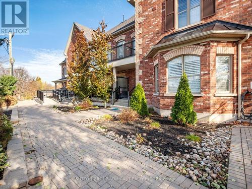 101 - 9589 Keele Street, Vaughan, ON - Outdoor