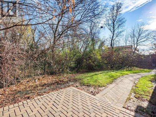 101 - 9589 Keele Street, Vaughan, ON - Outdoor