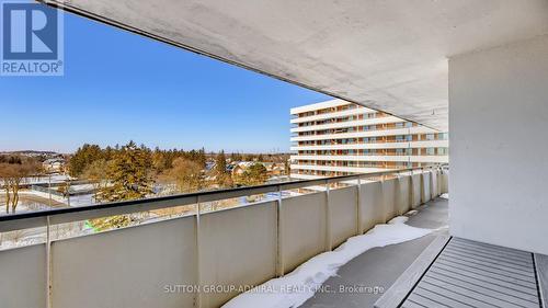 901 - 80 Inverlochy Boulevard, Markham, ON - Outdoor With Exterior