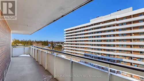901 - 80 Inverlochy Boulevard, Markham, ON - Outdoor With Balcony
