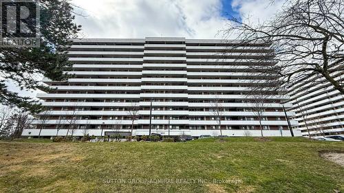 901 - 80 Inverlochy Boulevard, Markham, ON - Outdoor With Balcony