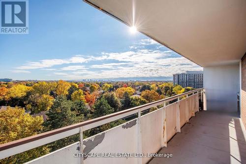 810 - 1 Royal Orchard Blv Boulevard, Markham, ON - Outdoor With Balcony With View With Exterior