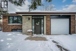 23 CARBERRY Road  Erin, ON N0B 1T0