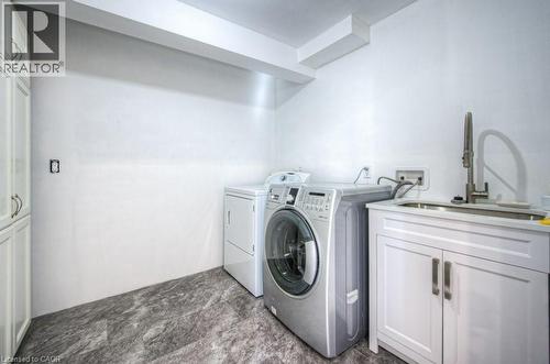 23 Carberry Road, Erin, ON - Indoor Photo Showing Laundry Room
