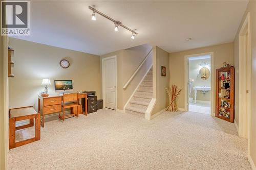 216 Gemstone Court, Sarnia, ON - Indoor