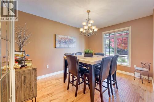 216 Gemstone Court, Sarnia, ON - Indoor Photo Showing Dining Room