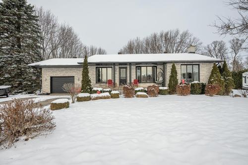 225 Rue Dupont  Saint-Jean-Sur-Richelieu, QC J2X 5R5
