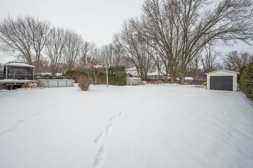 Cour - 225 Rue Dupont, Saint-Jean-Sur-Richelieu, QC - Outdoor