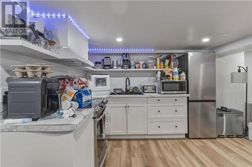 39 Copper Street, Sudbury, ON - Indoor Photo Showing Kitchen