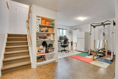 Salle familiale - 16 Av. De La Citadelle, Gatineau (Hull), QC - Indoor