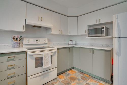 Cuisine - 16 Av. De La Citadelle, Gatineau (Hull), QC - Indoor Photo Showing Kitchen