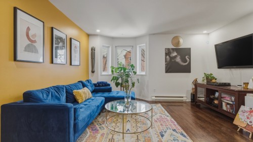 Salon - 2423 Rue Boisvin, Longueuil (Le Vieux-Longueuil), QC - Indoor Photo Showing Living Room