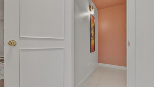 Rangement - 2423 Rue Boisvin, Longueuil (Le Vieux-Longueuil), QC - Indoor Photo Showing Other Room