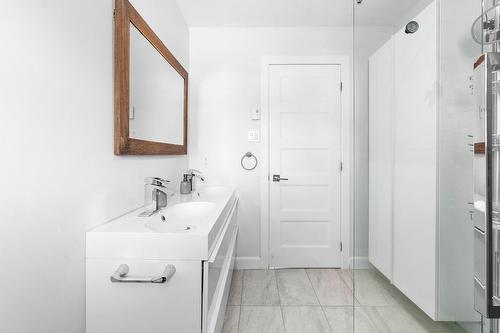 Salle de bains - 6820 Av. Poirier, Québec (Charlesbourg), QC - Indoor Photo Showing Bathroom