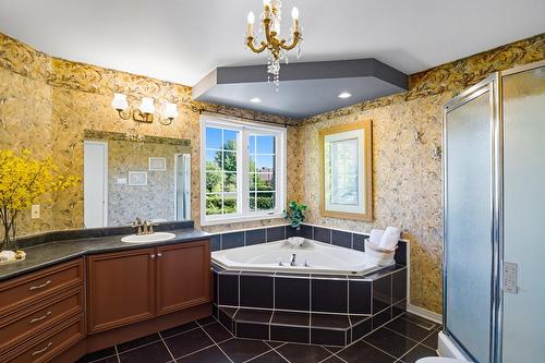 Salle de bains - 45 Rue Du Firmament, Gatineau (Hull), QC - Indoor Photo Showing Bathroom