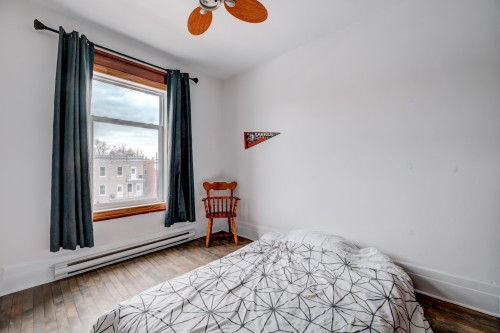 Bedroom - 1411 Boul. Pie-Ix, Montréal (Mercier/Hochelaga-Maisonneuve), QC - Indoor Photo Showing Bedroom