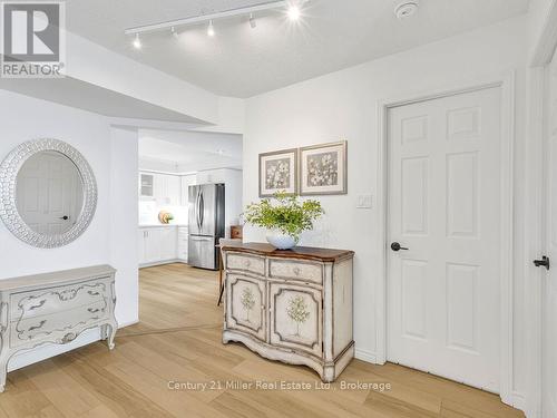 1009 - 5090 Pinedale Avenue, Burlington (Appleby), ON - Indoor Photo Showing Other Room