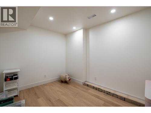 380 Providence Avenue Unit# 6, Kelowna, BC - Indoor Photo Showing Other Room