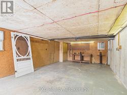 Workshop under garage - 