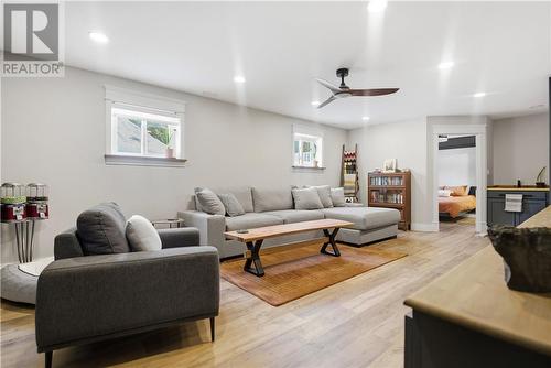 983 Buckingham Drive, Sudbury, ON - Indoor