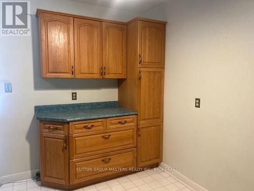 323 Meadowcrest Road, Kingston (City Southwest), ON - Indoor