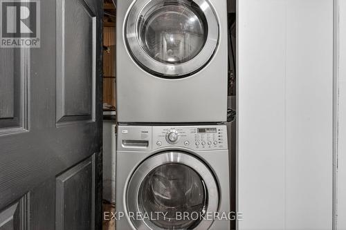 38 Rebecca Lane, Westport, ON - Indoor Photo Showing Laundry Room