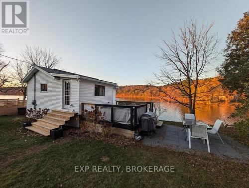 38 Rebecca Lane, Westport, ON - Outdoor