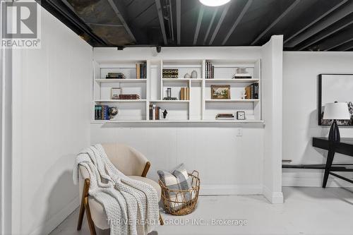 170 Pawnee Road, London East (East D), ON - Indoor