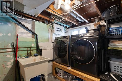 90 Locust Street, St. Thomas, ON - Indoor Photo Showing Laundry Room