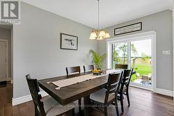 Dining area doors to patio - 