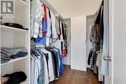 Primary suite walk-in closet - 