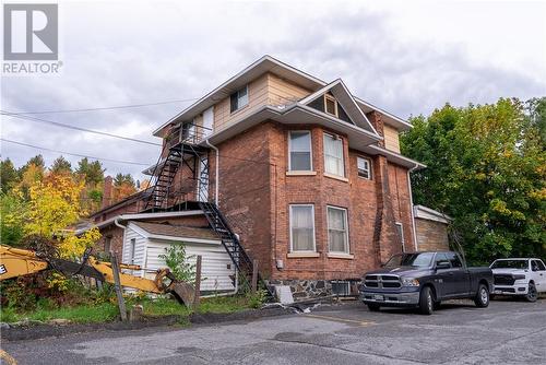 302 Cedar Street, Sudbury, ON - Outdoor