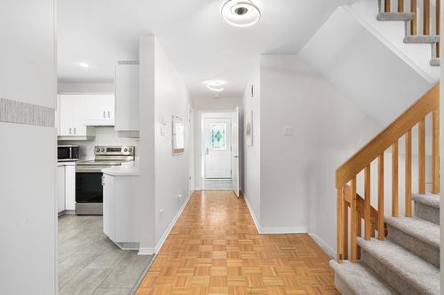 Hall d'entrée/Vestibule - 109 Rue Monsadel, Kirkland, QC 