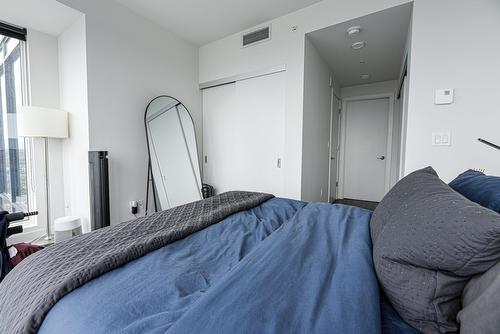 Chambre à coucher principale - 4802-1288 Rue St-Antoine O., Montréal (Ville-Marie), QC - Indoor Photo Showing Bedroom